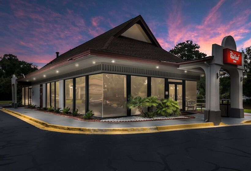 Отель Red Roof Inn Savannah  Southside/midtown