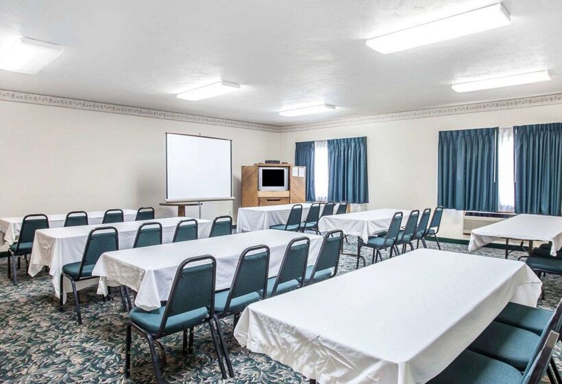 هتل Rodeway Inn & Suites Spokane Valley