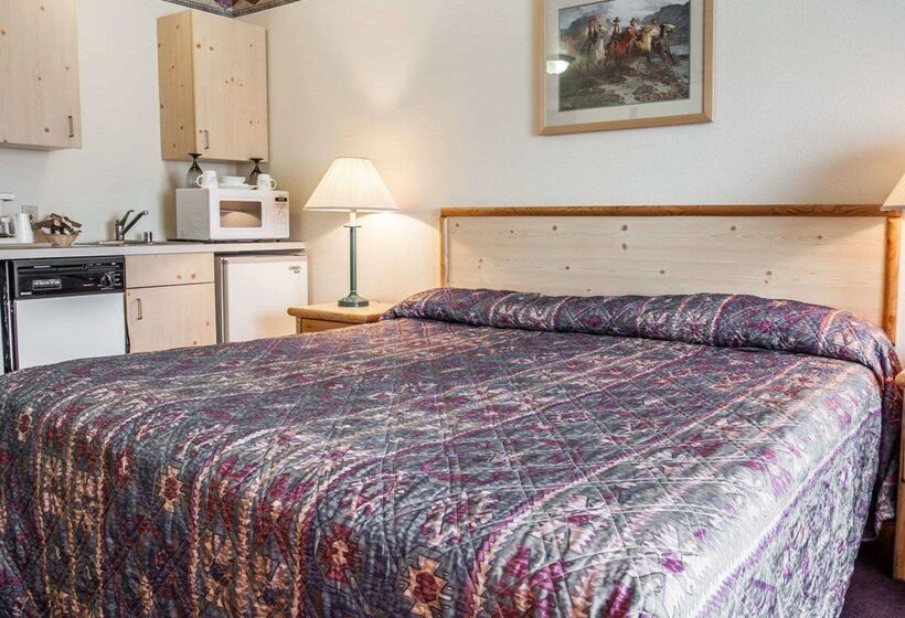 هتل Rodeway Inn & Suites Spokane Valley