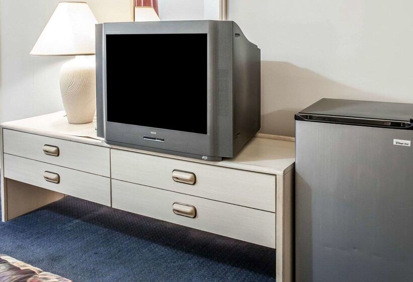 هتل Rodeway Inn & Suites Spokane Valley