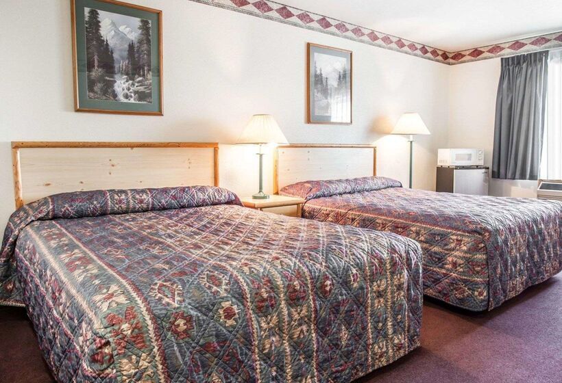هتل Rodeway Inn & Suites Spokane Valley