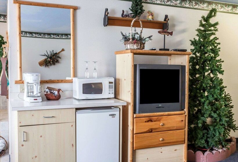 هتل Rodeway Inn & Suites Spokane Valley