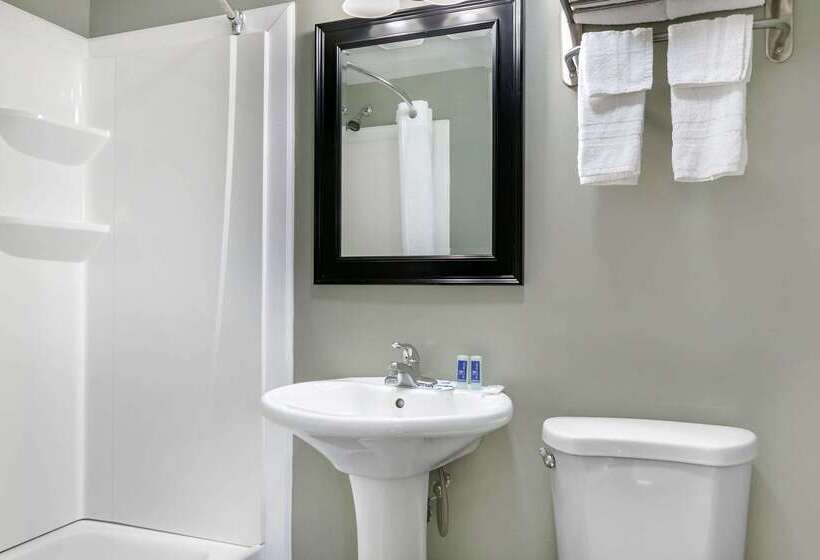 فندق Knights Inn Bristol