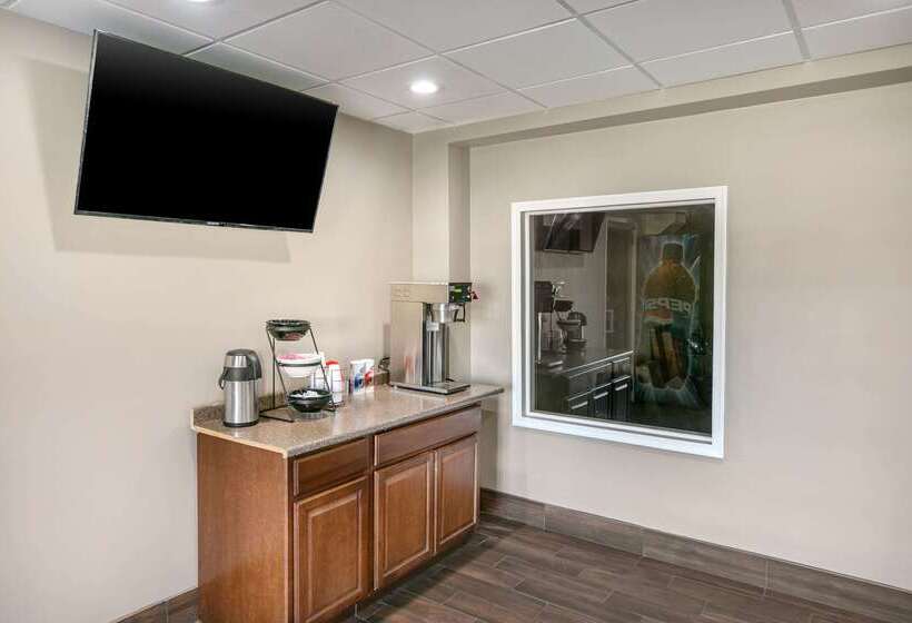 فندق Knights Inn Bristol