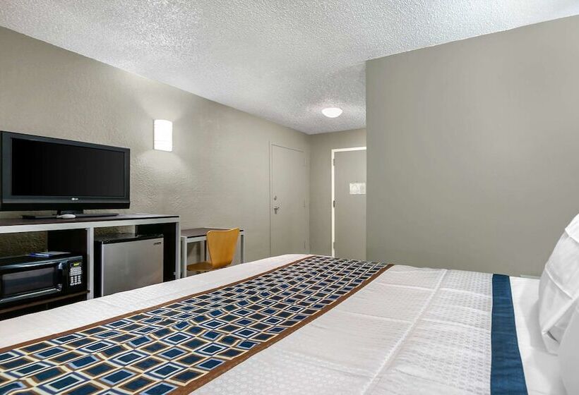 فندق Knights Inn Bristol