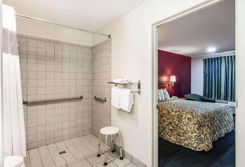 فندق Rodeway Inn