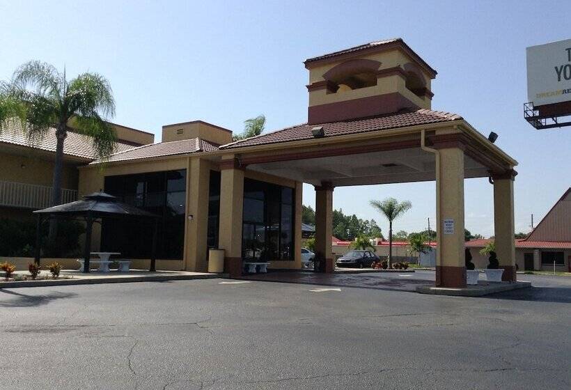 فندق Rodeway Inn Port Richey North