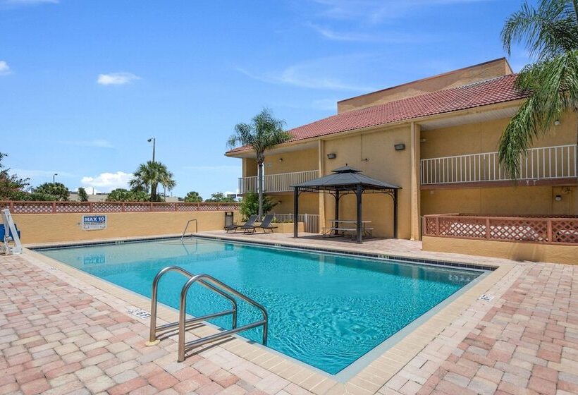 فندق Rodeway Inn Port Richey North