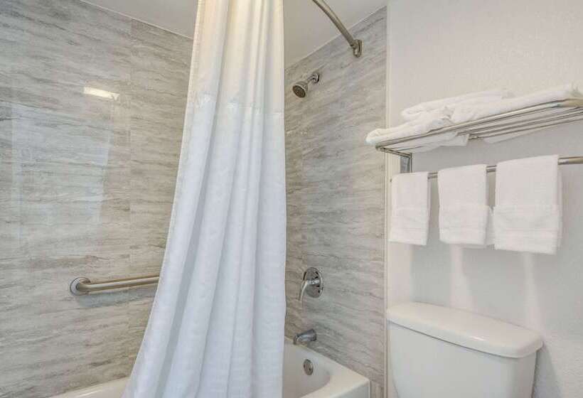 فندق Rodeway Inn Port Richey North