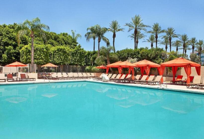 هتل Sheraton Crescent