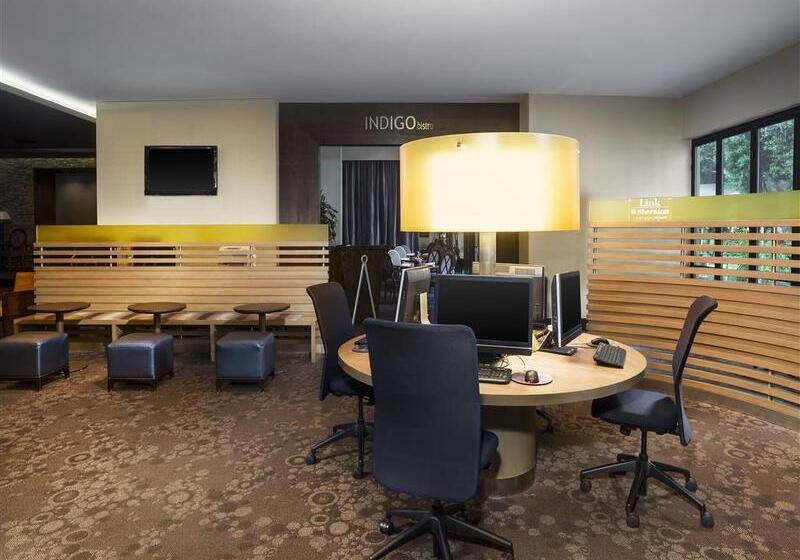 هتل Sheraton Crescent