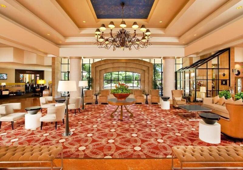 هتل Sheraton Crescent