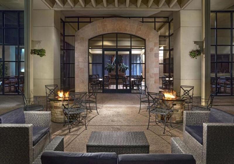 هتل Sheraton Crescent