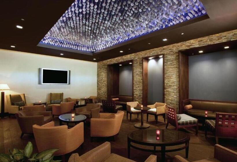 هتل Sheraton Crescent