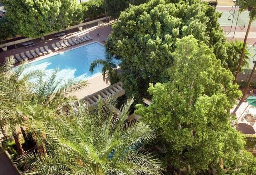 هتل Sheraton Crescent