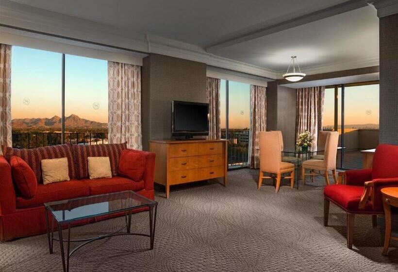 هتل Sheraton Crescent