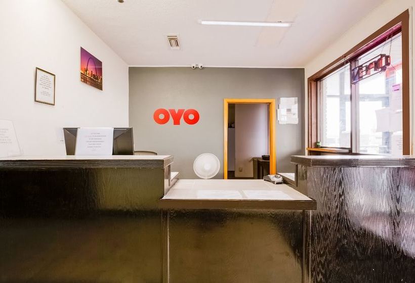 ホテル St. Louis Lambert Airport