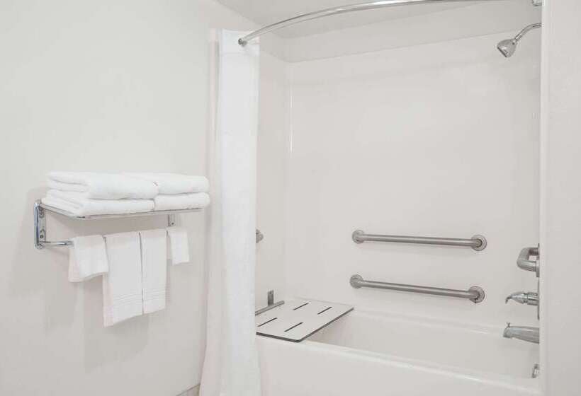 호텔 Super 8 By Wyndham Augusta