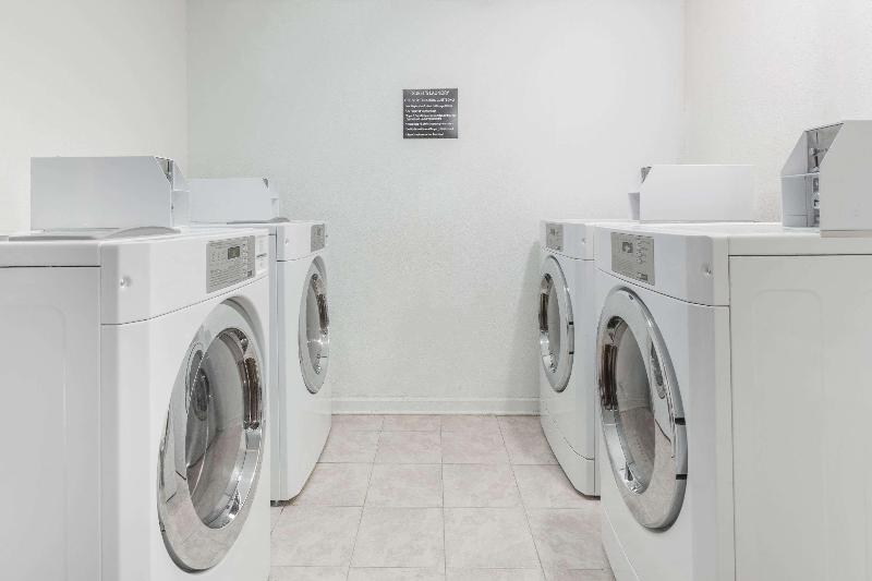 호텔 Super 8 By Wyndham Augusta