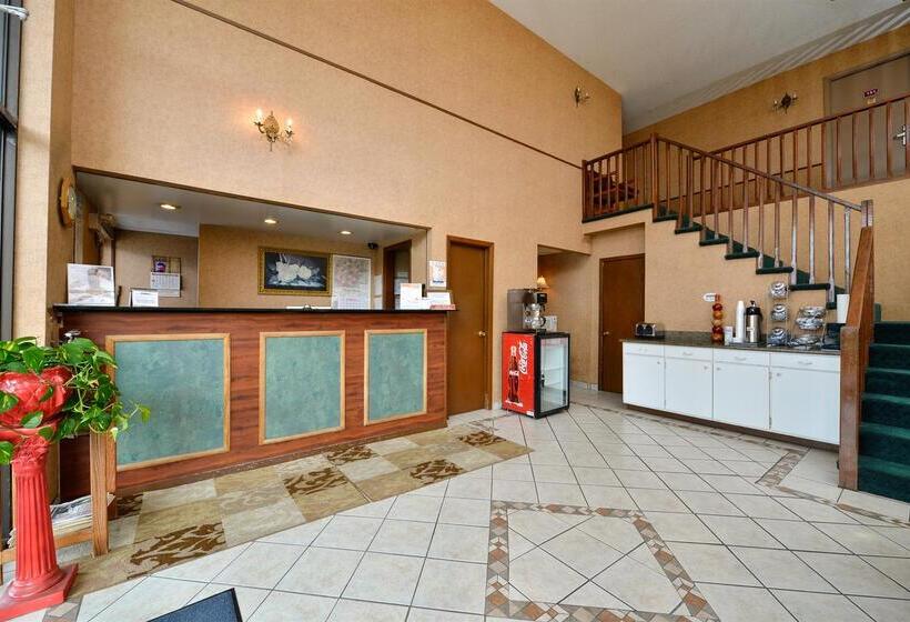 هتل Super 8 Camden Ar