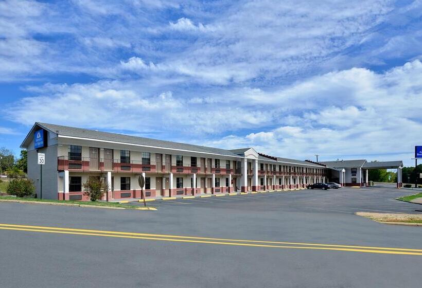 هتل Super 8 Camden Ar