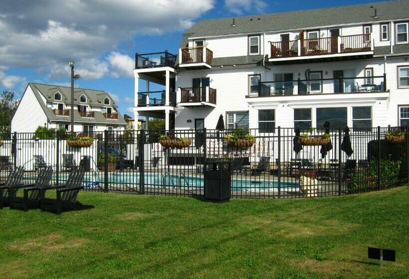 בית מלון כפרי The Inn At Crystal Cove On Boston Harbor