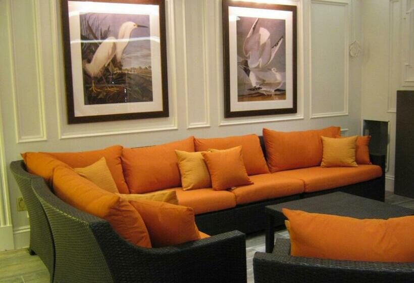 فندق The Inn At Crystal Cove On Boston Harbor