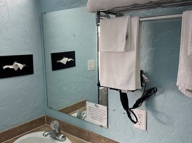 בית מלון כפרי Travel Inn & Suites