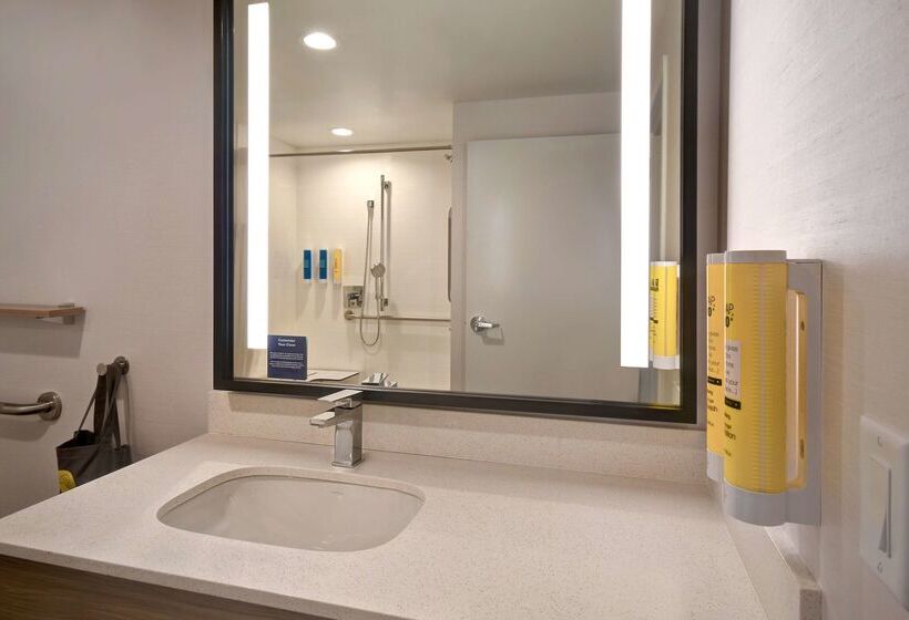 בית מלון כפרי Tru By Hilton Concord