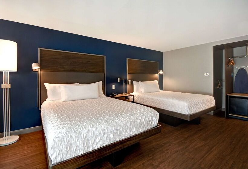 בית מלון כפרי Tru By Hilton Concord