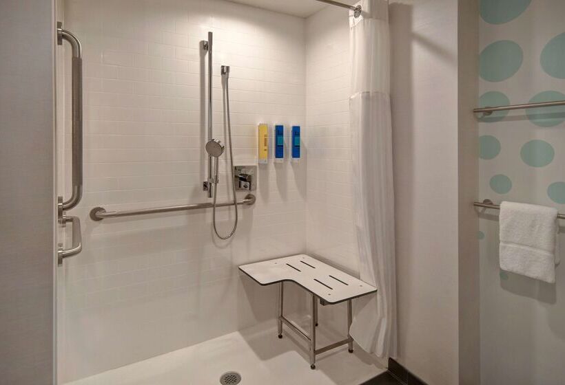 בית מלון כפרי Tru By Hilton Concord