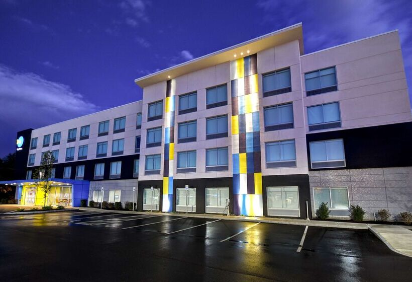 בית מלון כפרי Tru By Hilton Concord