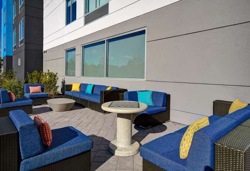 בית מלון כפרי Tru By Hilton Concord