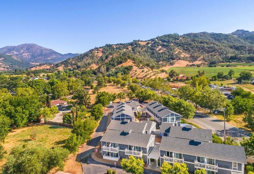 Upvalley Inn & Hot Springs, Ascend Hotel Collection