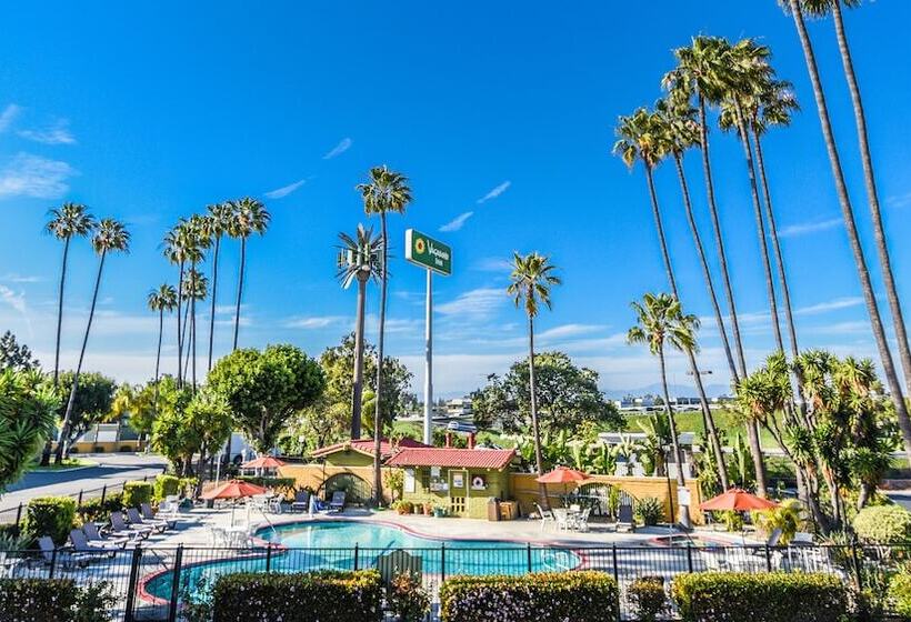 فندق Vagabond Inn Costa Mesa