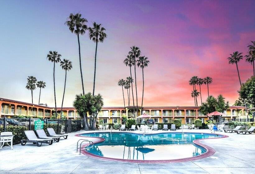 فندق Vagabond Inn Costa Mesa