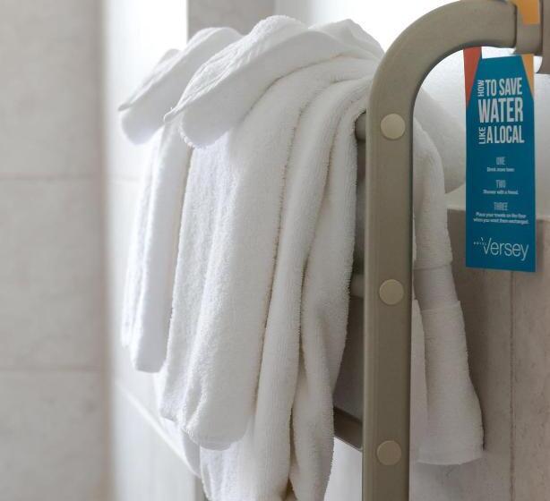 هتل Versey Chicago Lincoln Park