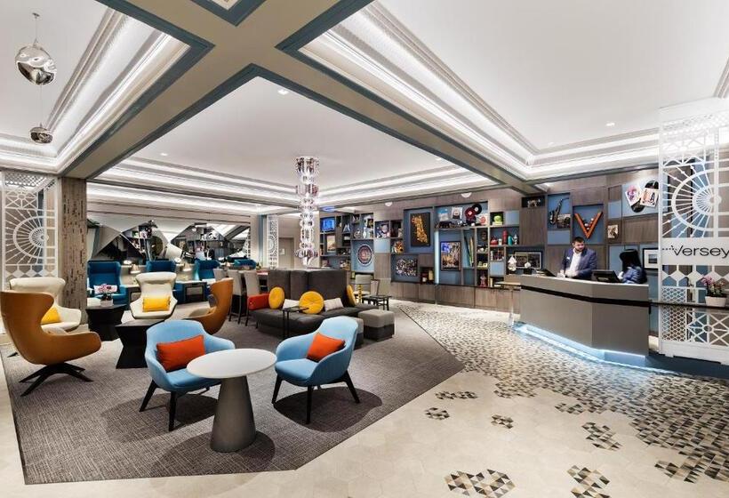 هتل Versey Chicago Lincoln Park