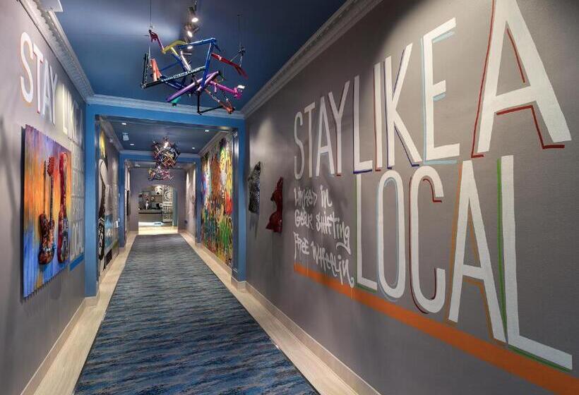 هتل Versey Chicago Lincoln Park