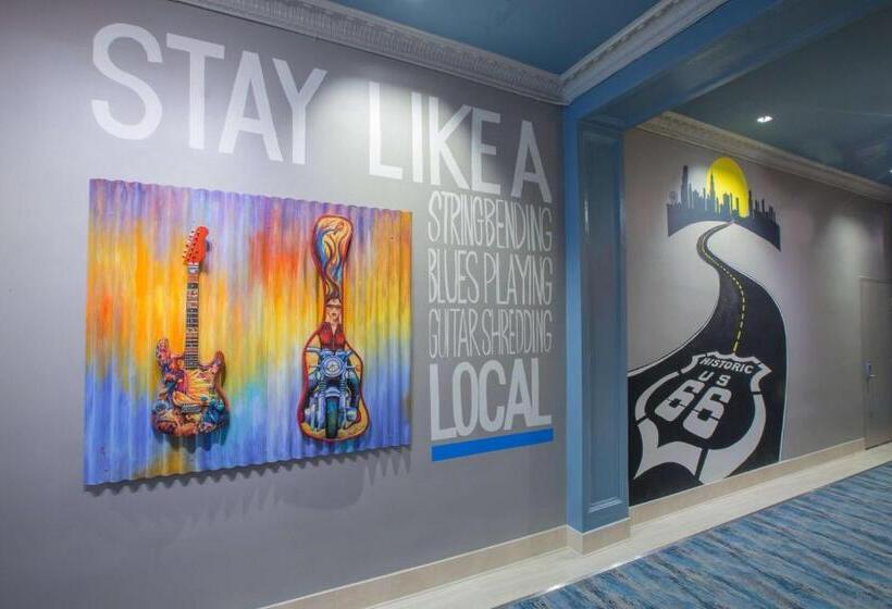 هتل Versey Chicago Lincoln Park