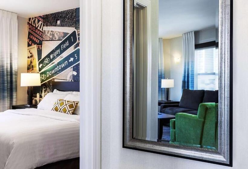 هتل Versey Chicago Lincoln Park