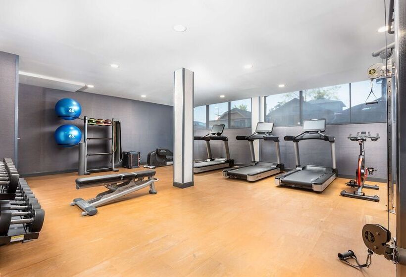 فندق Westport Kansas City, Tapestry Collection By Hilton