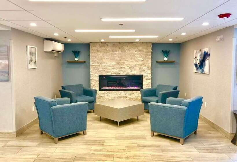 Отель Wingate By Wyndham Detroit Metro Airport