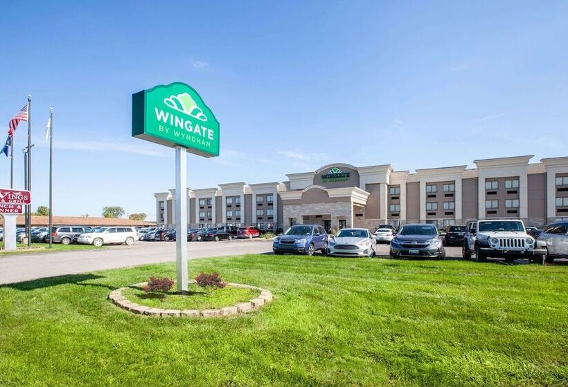Отель Wingate By Wyndham Detroit Metro Airport