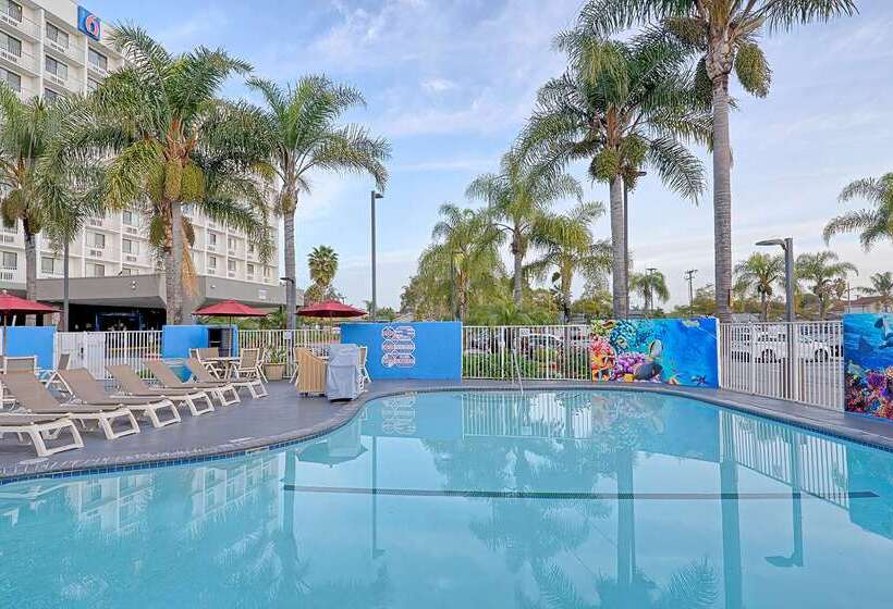 Motel 6 Los Angeles, Ca   Los Angeles   Lax