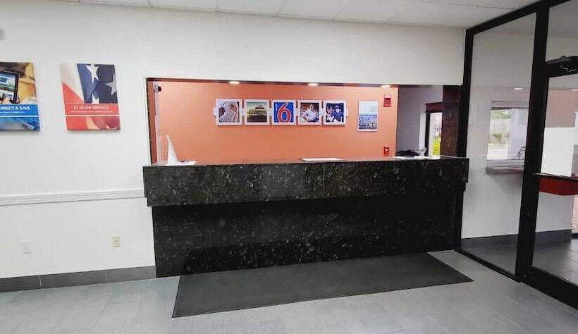 Motel 6 Memphis, Tn Graceland