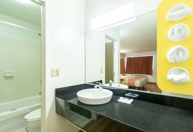 Motel 6crawfordsville, In