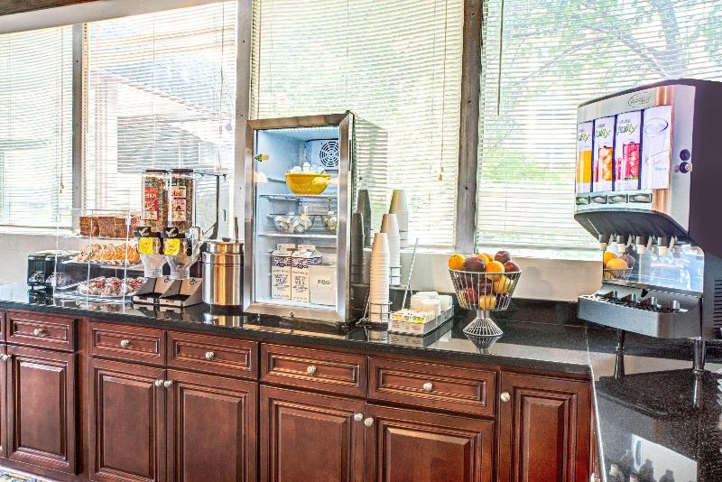 모텔 Days Inn By Wyndham Arlington/washington Dc