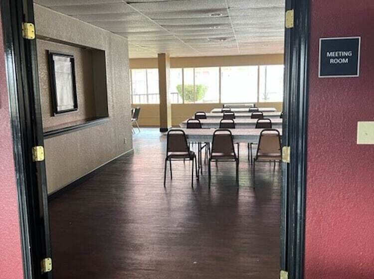 فندق على الطريق Red Roof Inn Hot Springs