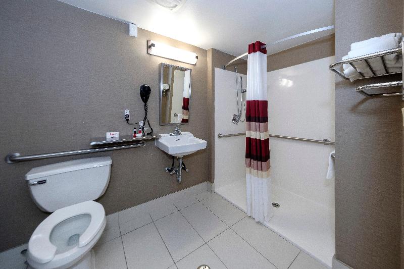 汽车旅馆  Red Roof Inn & Suites Newburgh   Stewart Airport West Point